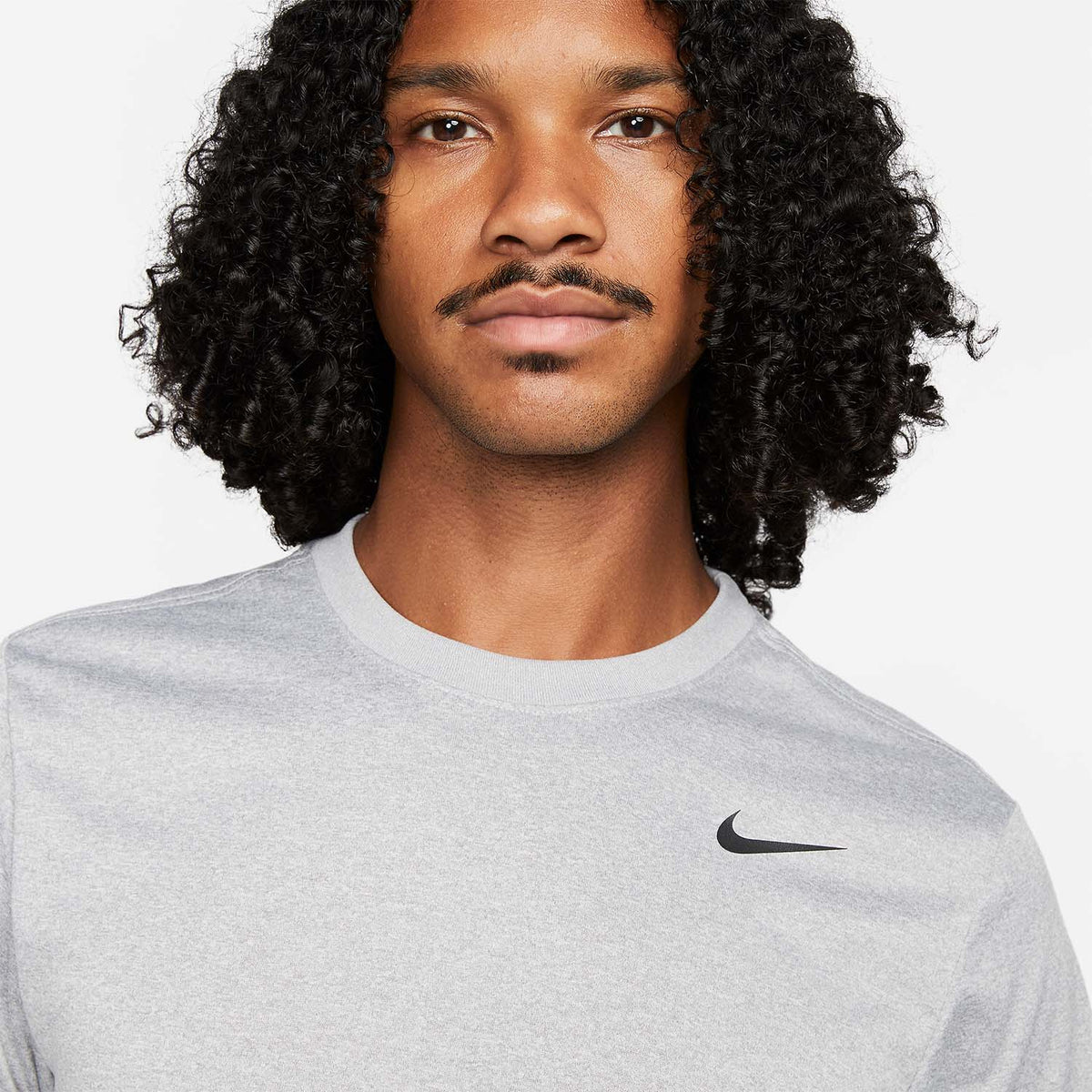 Nike Dri-FIT Legend Maglietta Tumbled Grey/FLT Silver/Heather/Black
