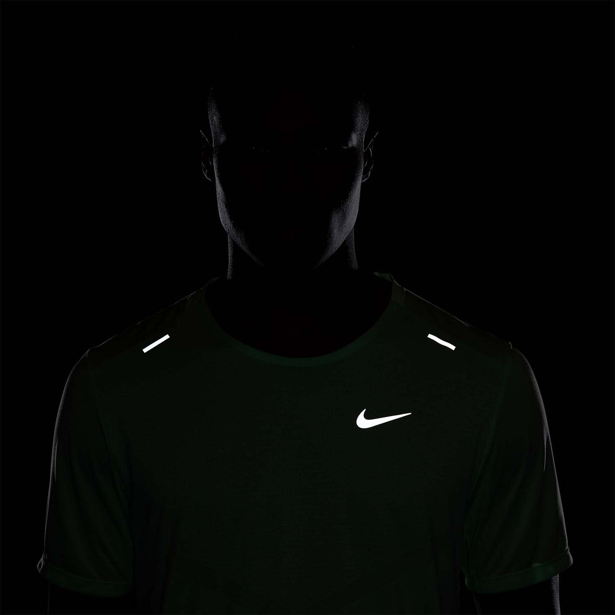 Nike Dri-FIT Rise 365 Maglietta Vapor Green/Reflective Silver