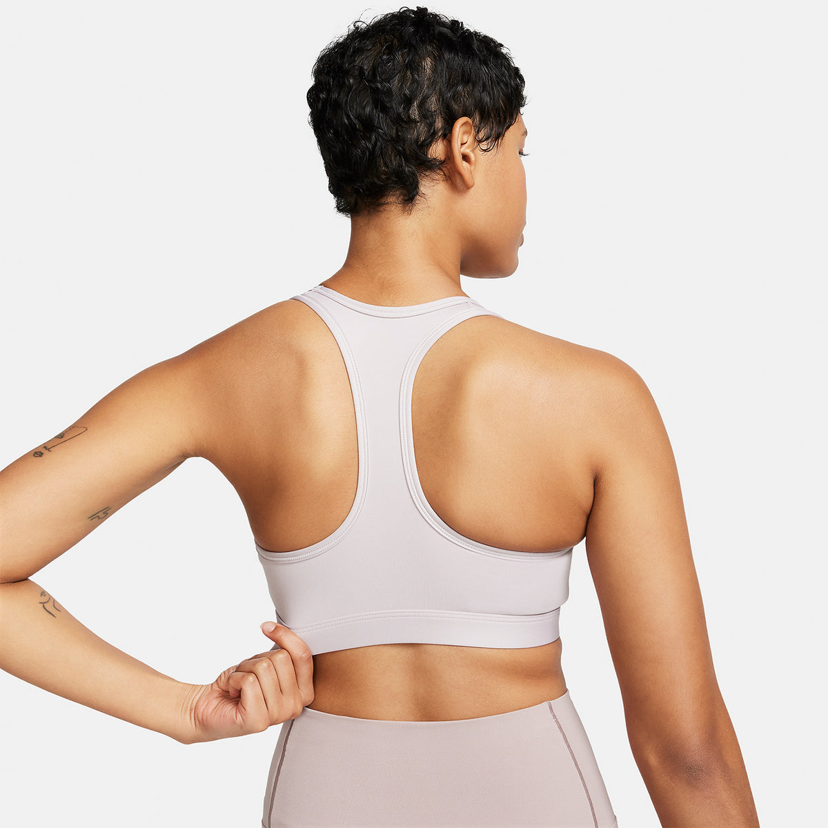 Nike Swoosh Dri-FIT Reggiseno Sportivo Platinum Violet/White