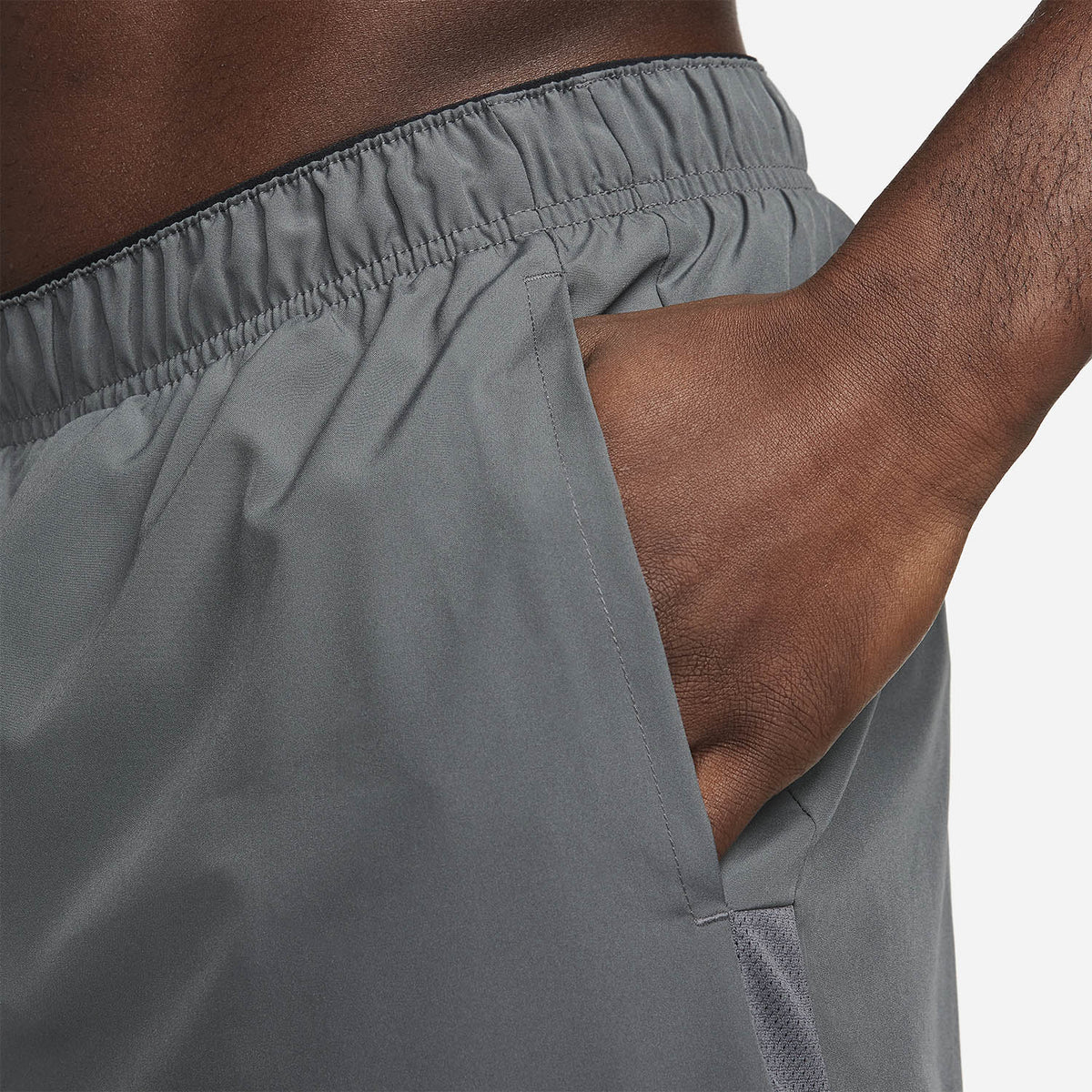 Nike Dri-FIT Challenger Flash 5in Pantaloncini Iron Grey/Black/Reflective Silver