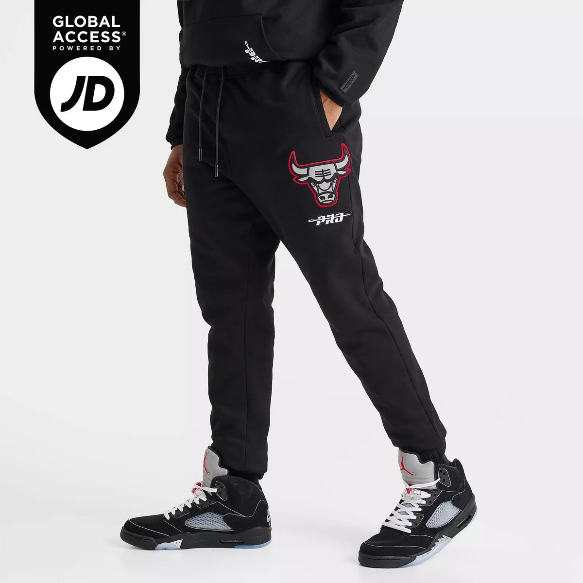 Men's Pro Standard Chicago Bulls NBA Reflective Logo Fleece Jogger Pants